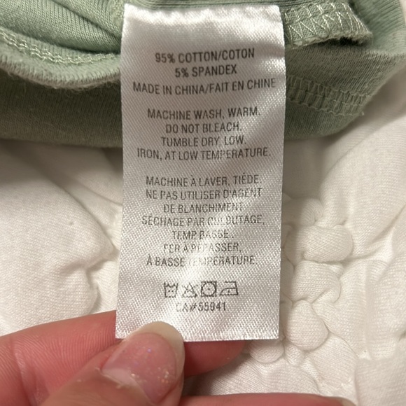 Battered motorcycle crop top - Picture 4 of 7